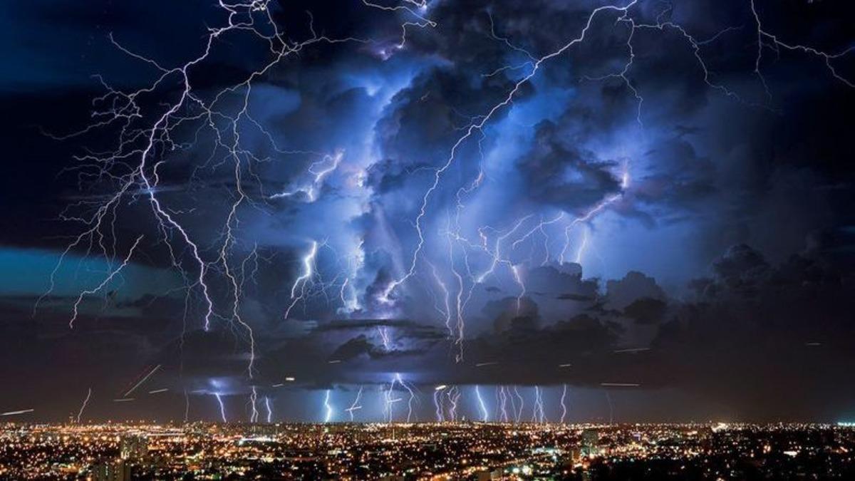 Yıldırım Aynı Yere İki Kere Düşer: Bilim İnsanlarına Göre İşte Sebebi