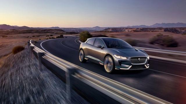 2019 Dünyada Yılın Otomobili Ödülleri Sahiplerini Buldu (Jaguar Şov Yaptı)
