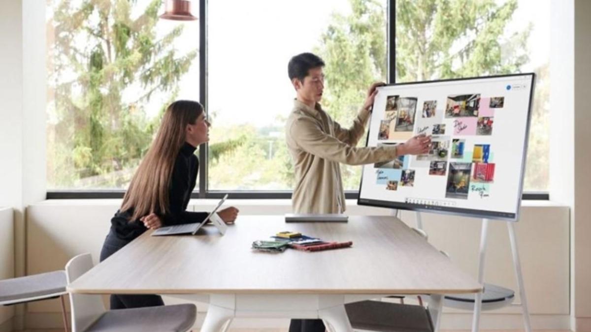 Microsoft, 52 Bin TL’lik Surface Hub 2S Hepsi Bir Arada Bilgisayarını Duyurdu
