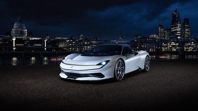 15 Milyon TL’lik Tamamen Elektrikli Süper Otomobil: Pininfarina Battista