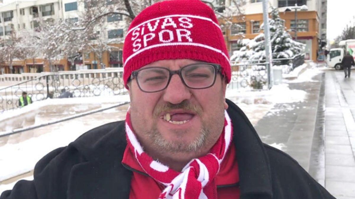 Sivasspor Taraftarı Fenomen Simitçi: ‘Sabaha Kadar Buradayız’ın Patentini Alacağım