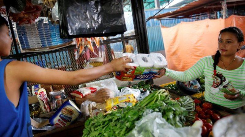 Enflasyonun Bilançosu: Venezuela’da Para Yerine Takasla Alışveriş Yaygınlaşıyor