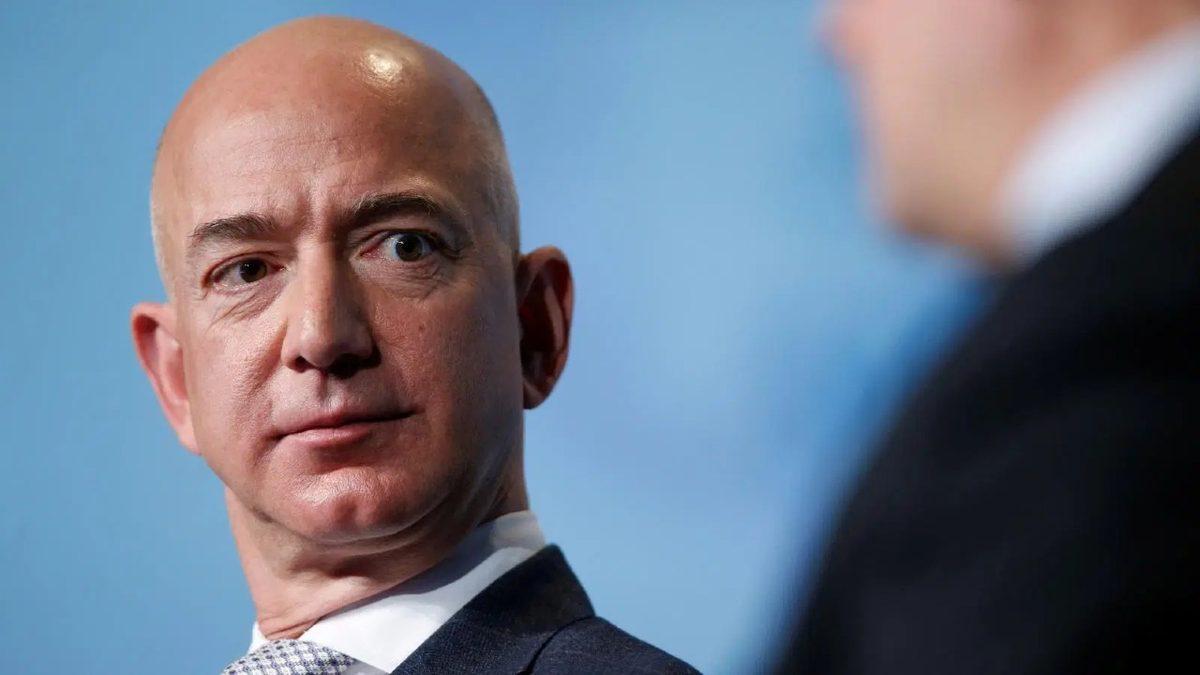 Dünyanın En Zengin İnsanı Jeff Bezos Hakkında 8 Karanlık Gerçek