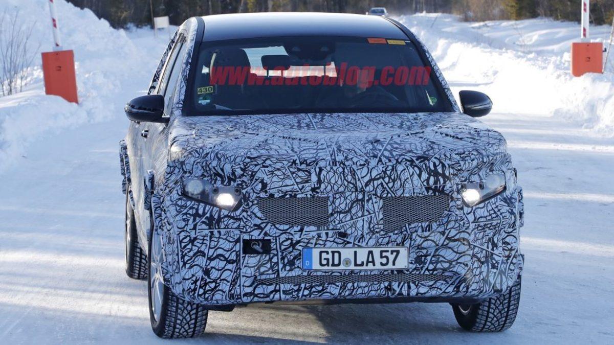 Mercedes-Benz, Elektrikli Crossover’ı EQB’yi Onayladı