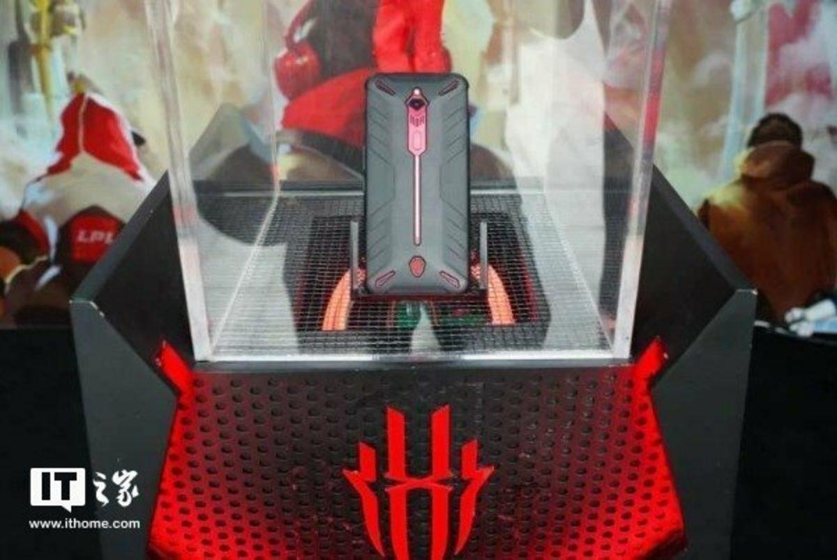 Nubia’nın Yeni Oyun Telefonu Red Magic 3, LoL Turnavası Finalinde Sergilendi