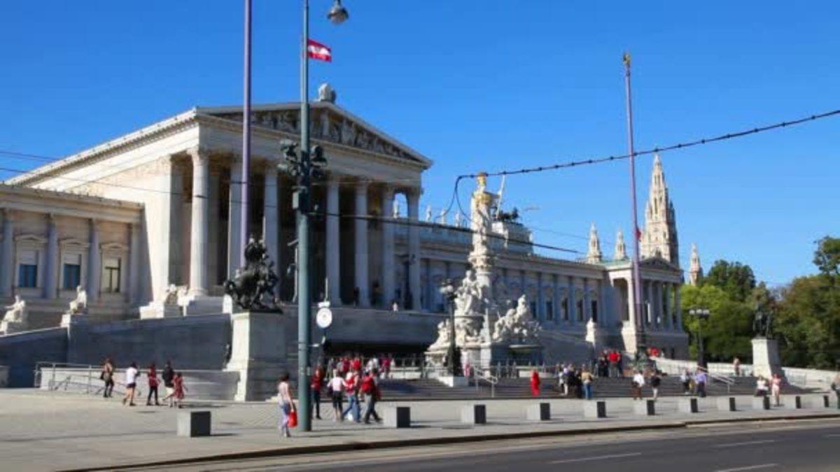 Avusturya’daki İnternet Kullanıcıları, Artık Gerçek İsimleriyle Yorum Yapacaklar