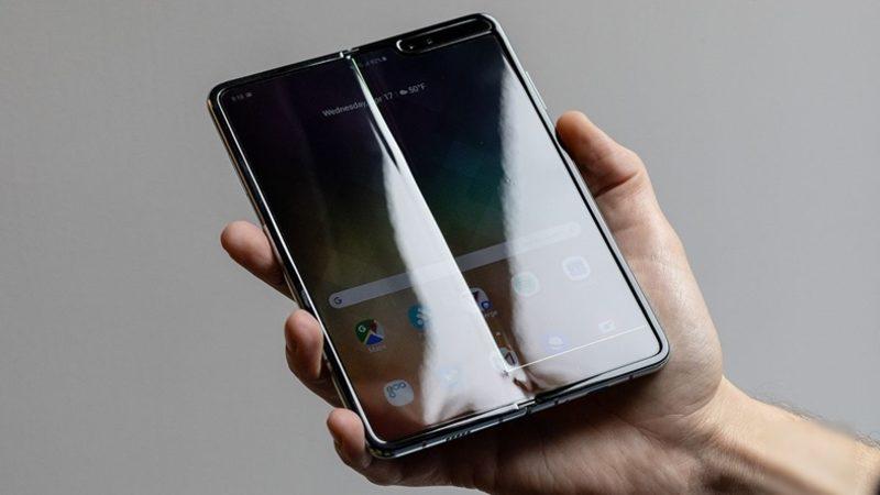 Ekran Sorunları Yaşayan Samsung Galaxy Fold’un Çıkış Tarihi Ertelendi