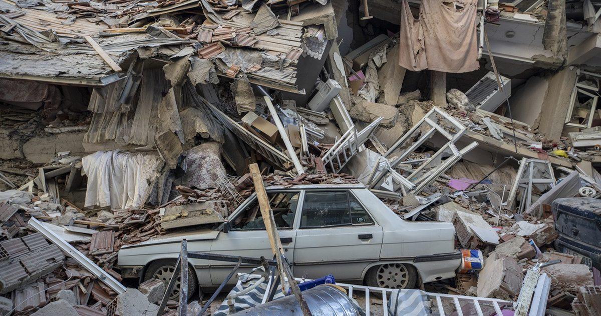 BTK, Deprem Sonrası Kesintiler Nedeniyle GSM Operatörlerine Ceza Yağdırdı