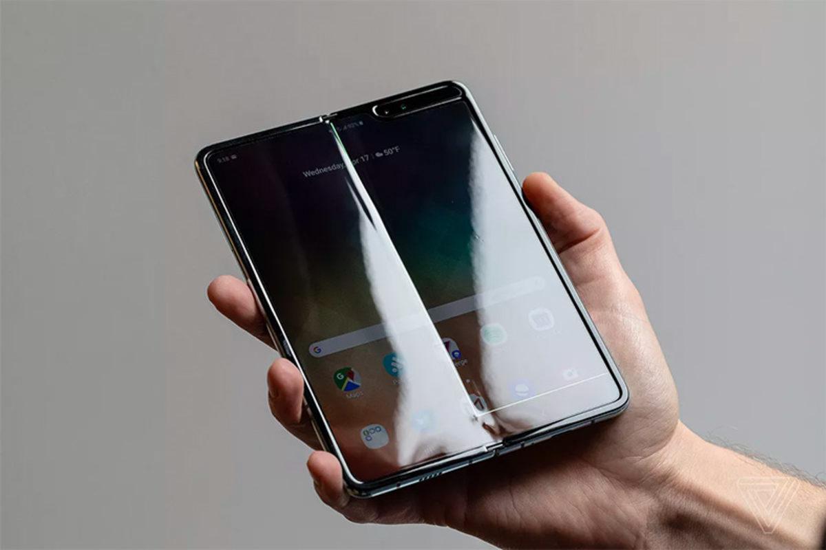 Samsung Galaxy Fold, Neden Büyük Bir Hayal Kırıklığı Yarattı?