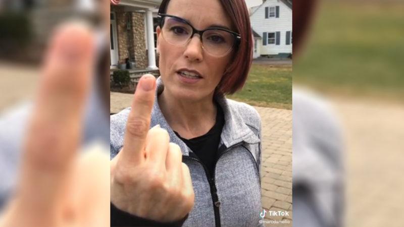 Tesla Model Aracın Kapı Kolu, Bir Kadının Tırnağını Kopardı (Video)