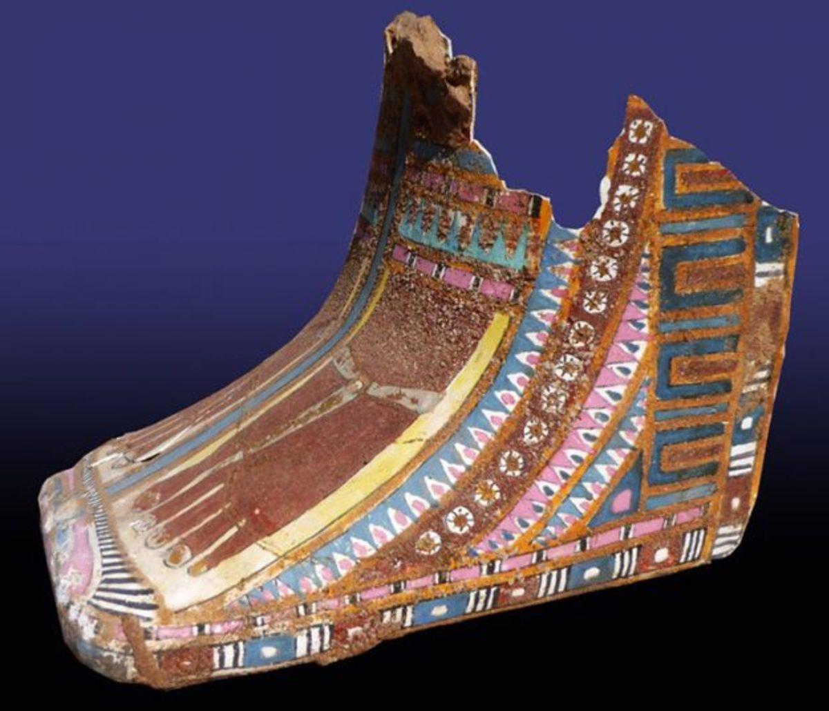 Mısır’da Arkeologlar, 30’dan Fazla Mumya Bulunan Toplu Mezar Keşfettiler