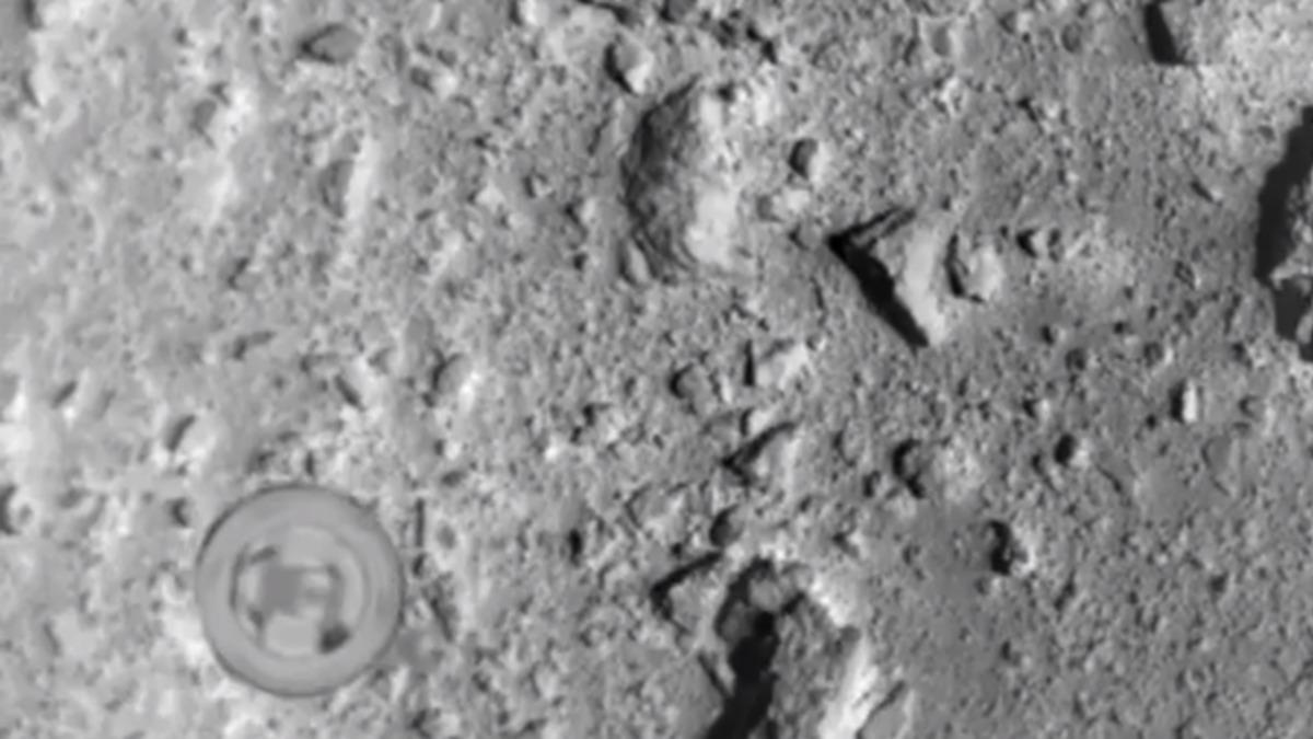 Japon Uzay Aracı Hayabusa2, Bir Göktaşına Bomba Bıraktı