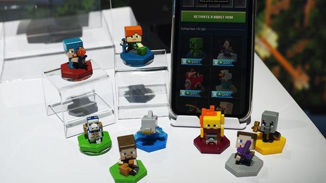 Minecraft’ı Gerçek Dünyaya Getiren ’Minecraft Earth’e NFC Destekli Figürler Eklendi