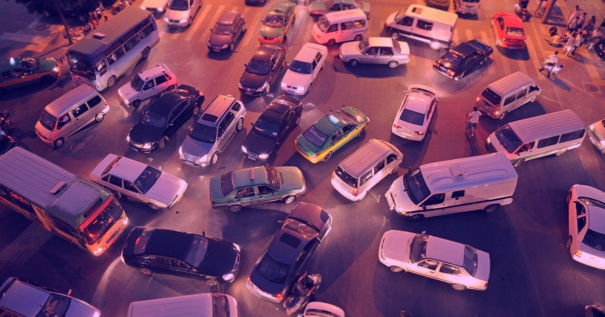 Bir Hacker, Hareket Halindeki Otomobilleri Durdurabileceğini İspatladı