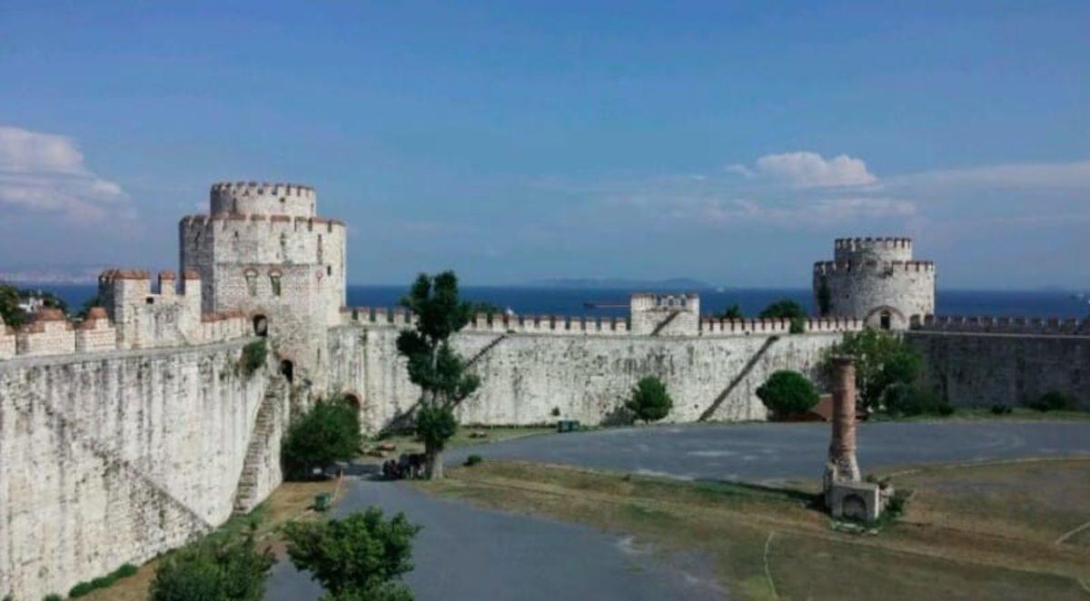 Netflix’in Osmanlı Belgeseli Çekimleri Sırasında Büyük Bir Kriz Yaşandığı Ortaya Çıktı