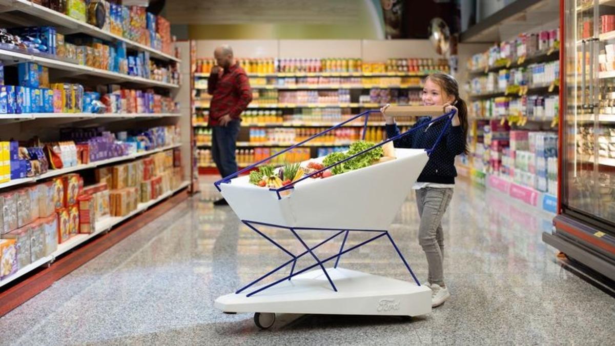 Ford’un Yeni Fütüristik İcadı: Otonom Frenli Alışveriş Arabası (Video)