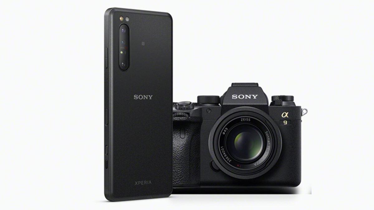 Sony, Fotoğraf Makinesiyle de Kullanılabilecek Yeni Telefonu Xperia Pro’yu Duyurdu