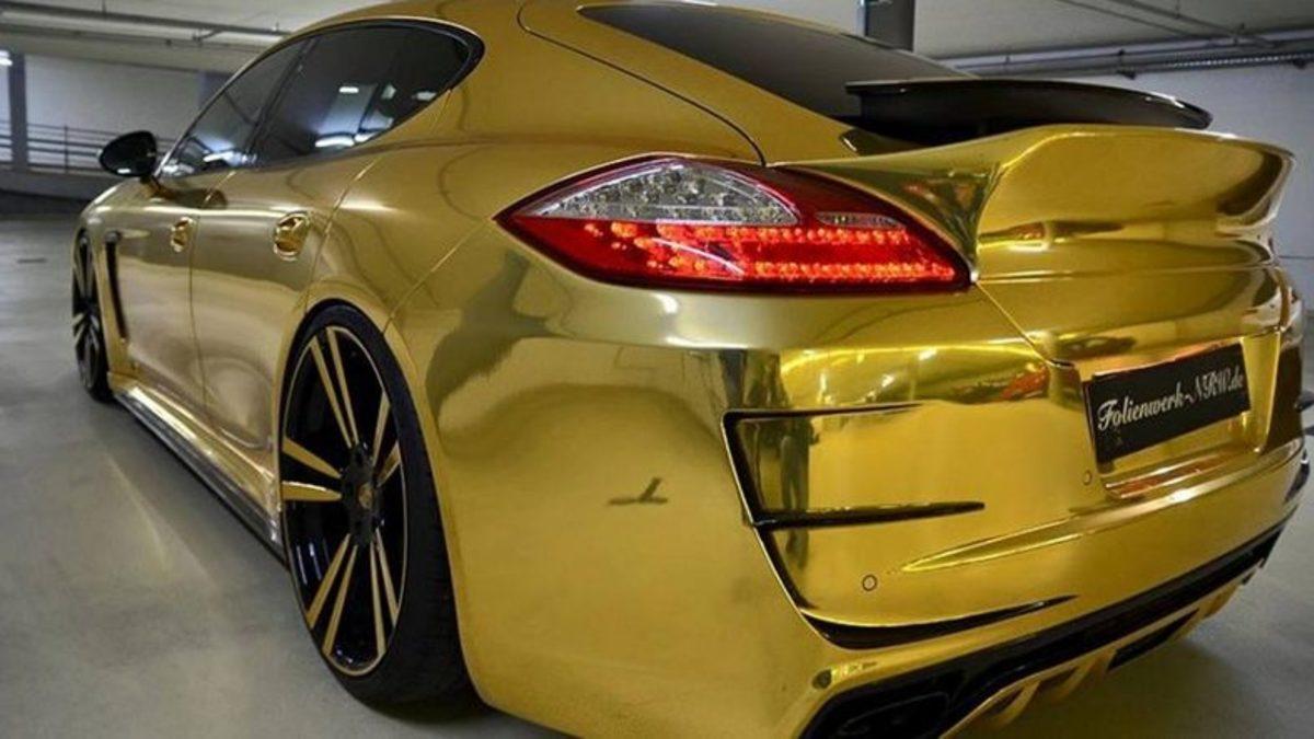 Almanya’da Altın Kaplama Porsche Panamera Trafikten Men Edildi