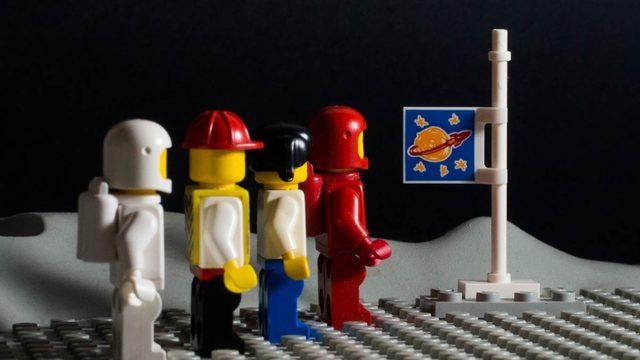 LEGO’nun İkonik Minifigür’lerinin Mucidi, 78 Yaşında Hayatını Kaybetti