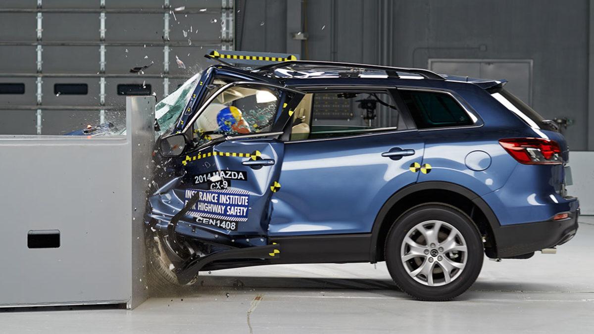 Koenigsegg, Araçlarının Sağlamlığını Webtekno Usulüyle Test Ediyor (Video)