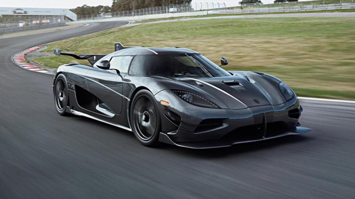 Koenigsegg, Araçlarının Sağlamlığını Webtekno Usulüyle Test Ediyor (Video)