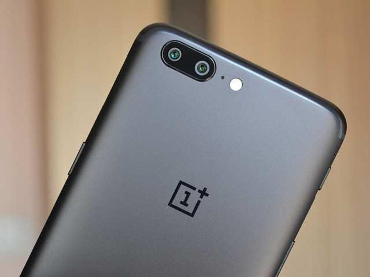 OnePlus 5 ve 5T, Nisan 2019 Güncellemesini Almaya Başladı