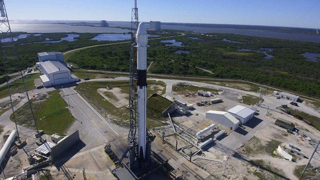 SpaceX, Bir Sonraki Dragon Cargo’nun Fırlatılmasını 1 Mayıs’a Erteledi