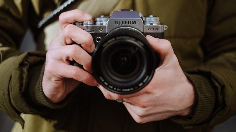 Fujifilm, Yeni Amiral Gemisi Fotoğraf Makinesi X-T4’ü Duyurdu