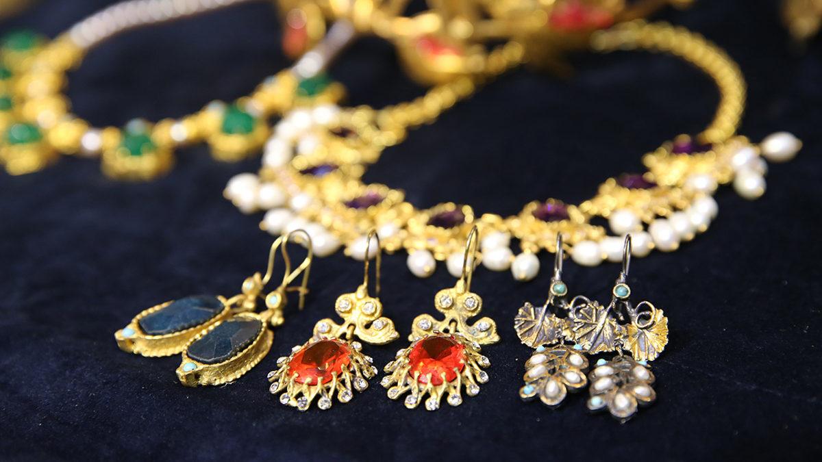 Netflix Yapımlarındaki Detayların Kahramanı: Hüseyin Sağtan