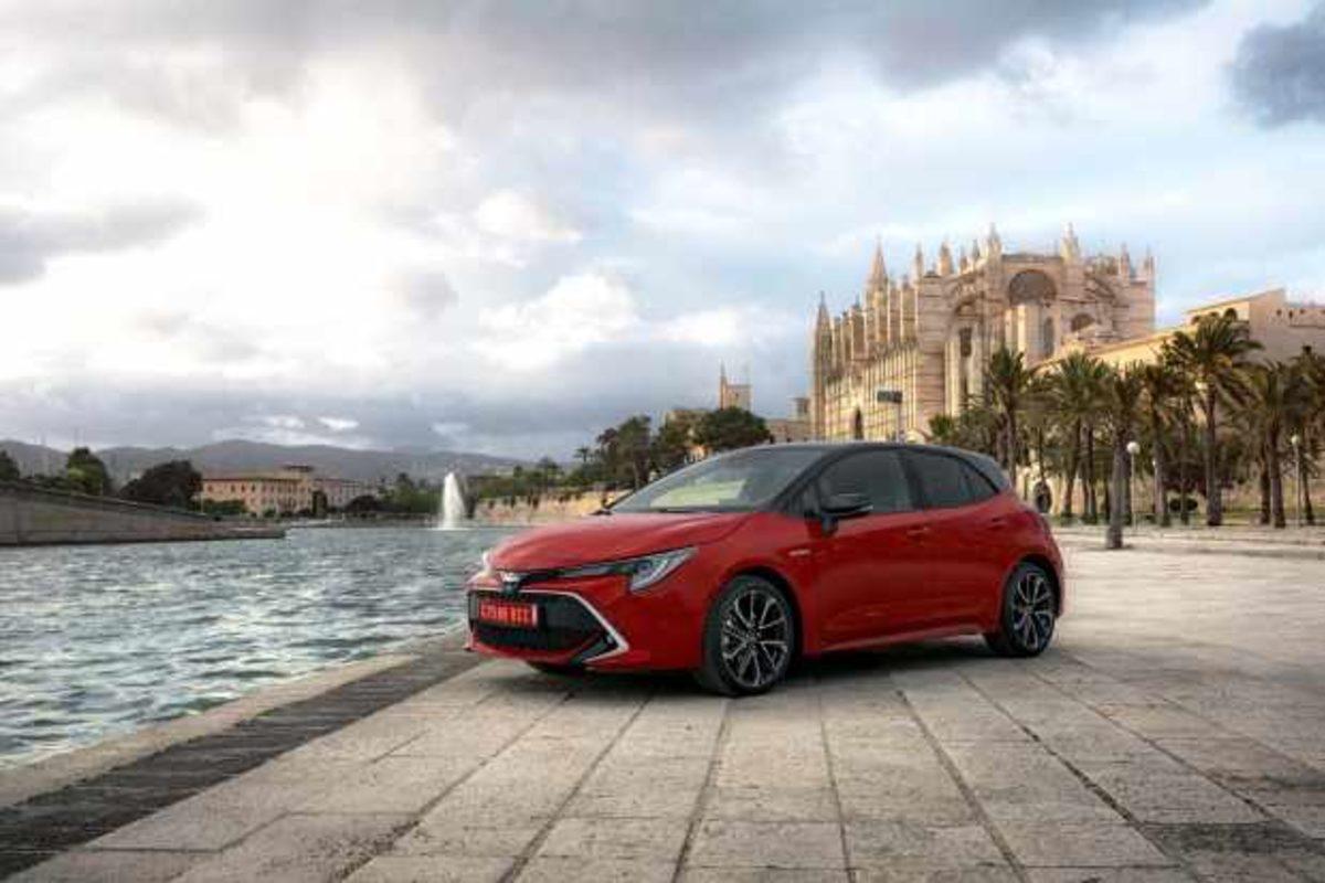 2020 Toyota Corolla Hatchback Etkileyici Tasarımıyla Türkiye’de: İşte Fiyatı
