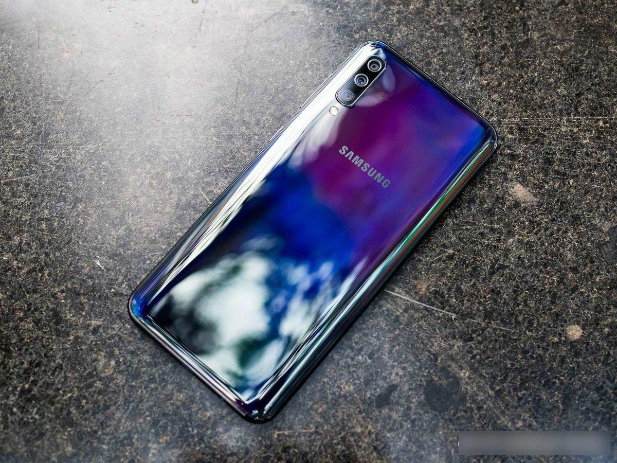 Samsung Galaxy A50’ye Birçok Yeniliği ve İyileştirmeyi Getiren Güncelleme Yayımlandı