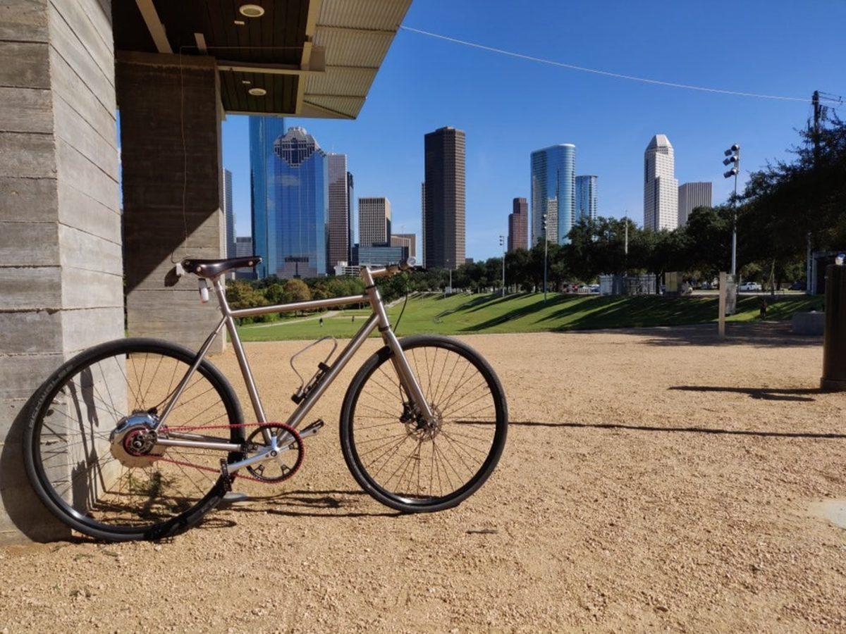 Otomobil Fiyatına Sahip Olan ’Sınırsız Enerjili’ Elektrikli Bisiklet: Nua Electrica