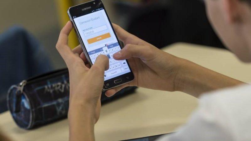 Türkiye, Cep Telefonu İthalatına 2 Milyar Dolar Daha Az Ödedi