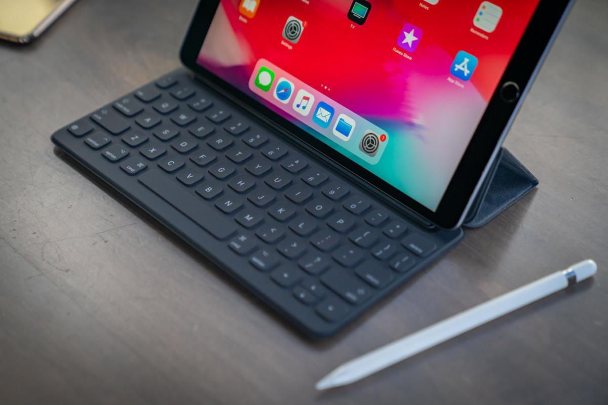 Apple’ın Dokunmatik Yüzeye Sahip Bir iPad Klavyesi Geliştirdiği İddia Edildi