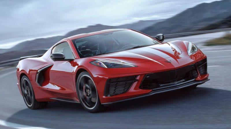 Chevrolet Corvette C8’in Sarayları Aratmayan Kokpitinden İlk Fotoğraf