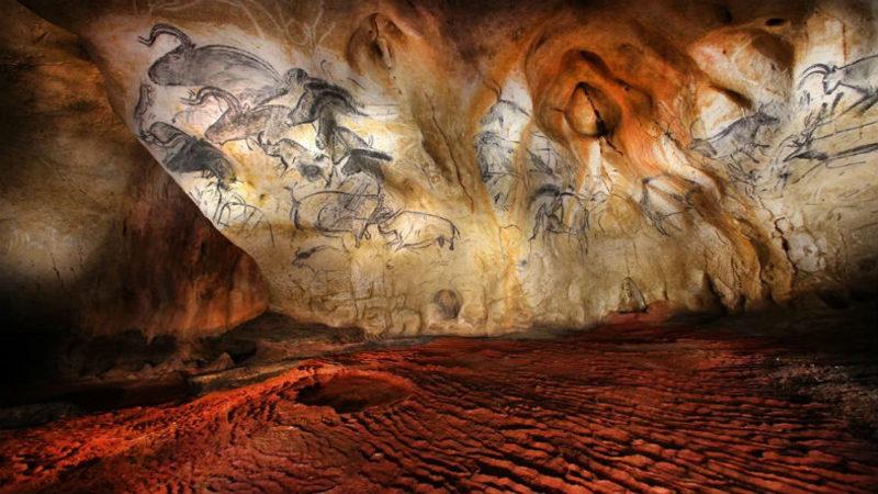Google, VR ve AR Teknolojisi ile Dünyanın En Eski Mağara Resimlerini Ayağınıza Getiriyor