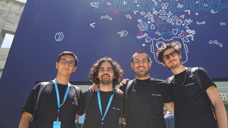 Türkiye’nin Apple Bursluları, Yeni TurkishKit Etkinliği’nde Gençler İçin Bir Araya Geliyor