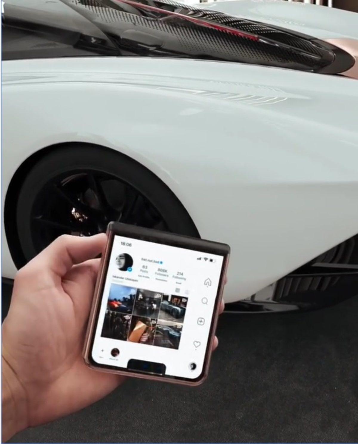 iPhone 12 İçin Tasarlanan Büyüleyici Katlanabilir Telefon Tasarımı (Video)