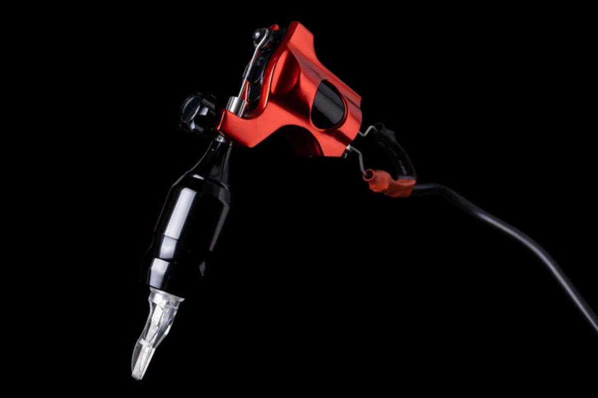 Havalimanlarında Geçişine İzin Verilen 11 İlginç Nesne