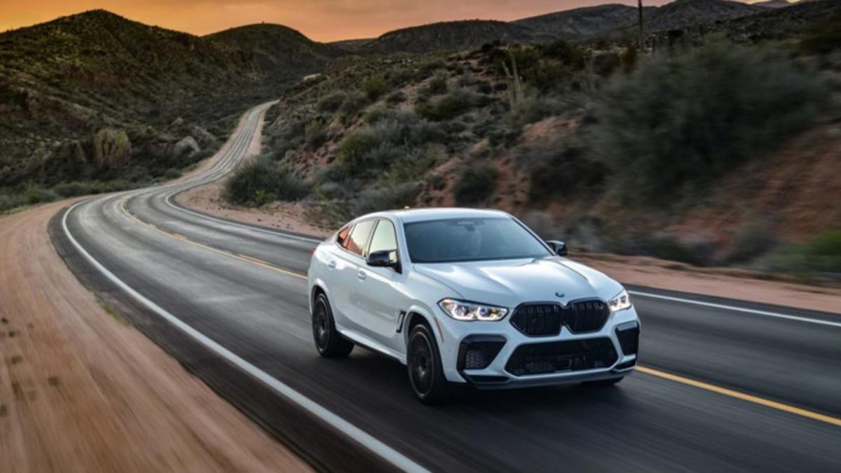 2020 BMW X6 M, Mineral Beyazı Rengiyle Yollarda