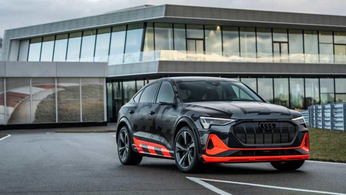 Audi’nin E-Tron S Elektrikli Otomobilleri Drift Yapmaya Hazır Olacak