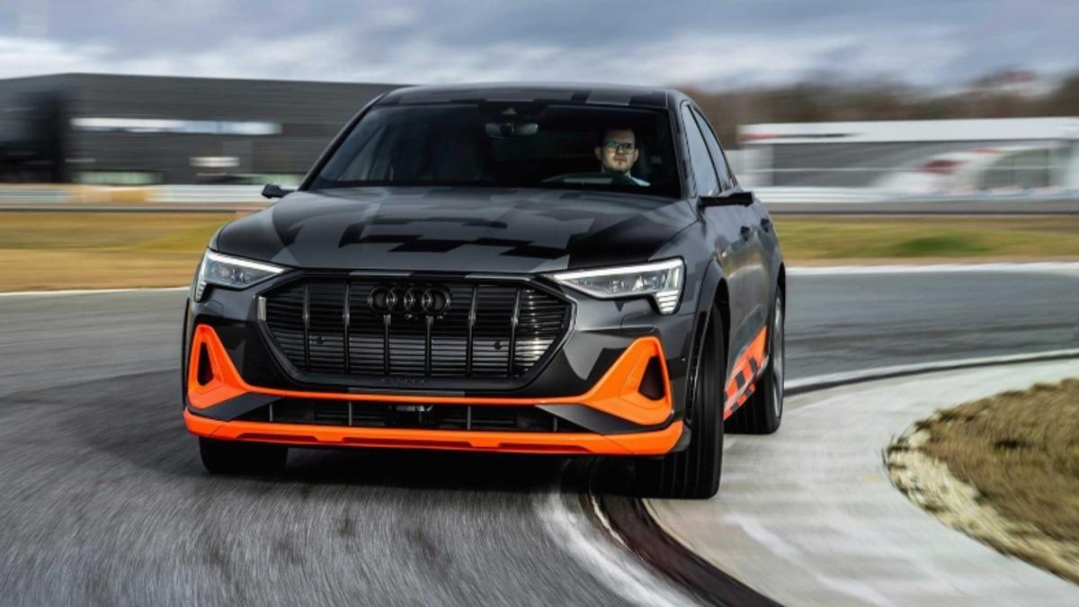 Audi’nin E-Tron S Elektrikli Otomobilleri Drift Yapmaya Hazır Olacak