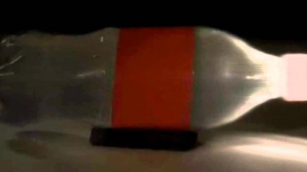 Saniyede 1 Trilyon Kare Yakalayan Kamera İle Işığın Hareketi