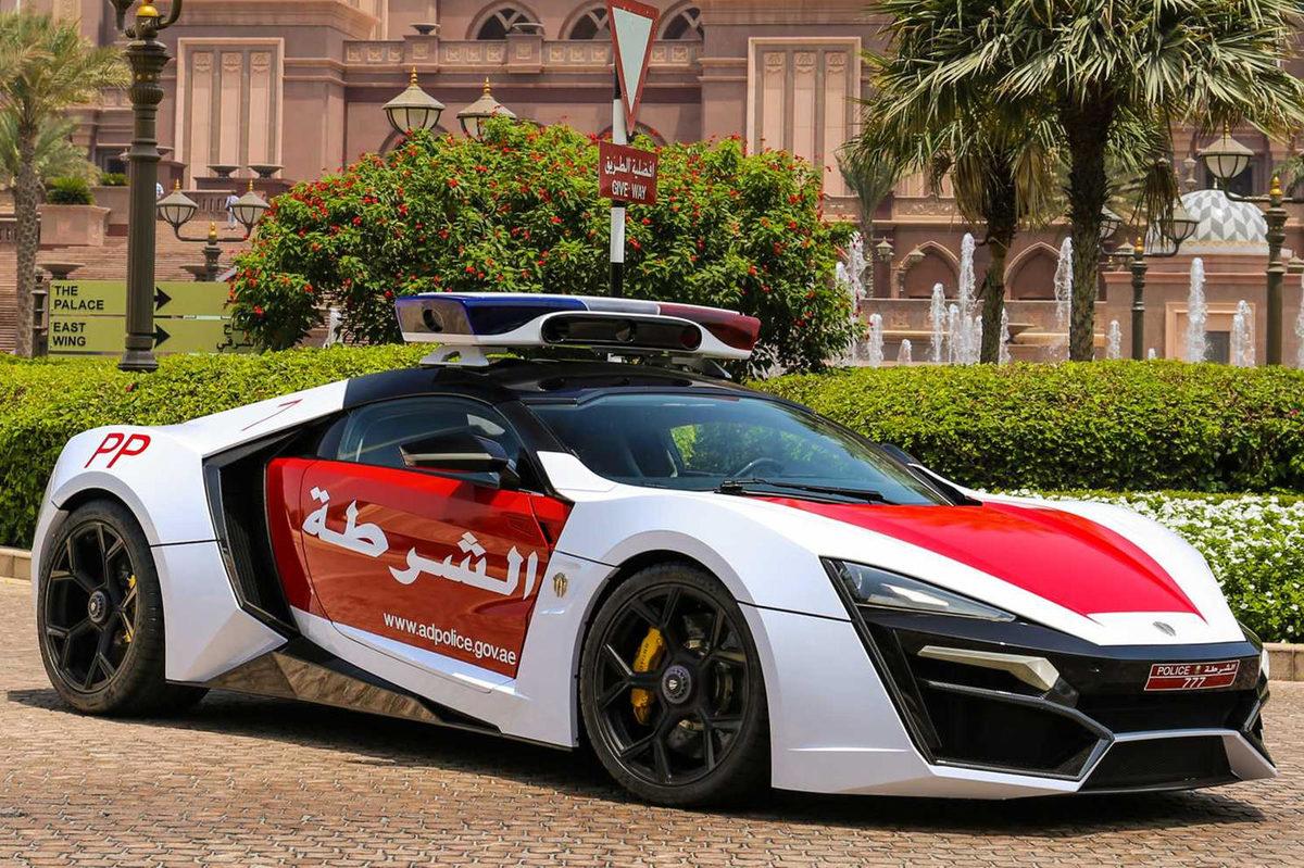 Hızlı ve Öfkeli’nin Gökdelen Fatihi Otomobili, Polis Oldu