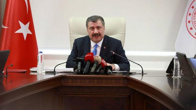 Sağlık Bakanı Fahrettin Koca: Aramızda COVID-19 Taşıyanlar Olabilir