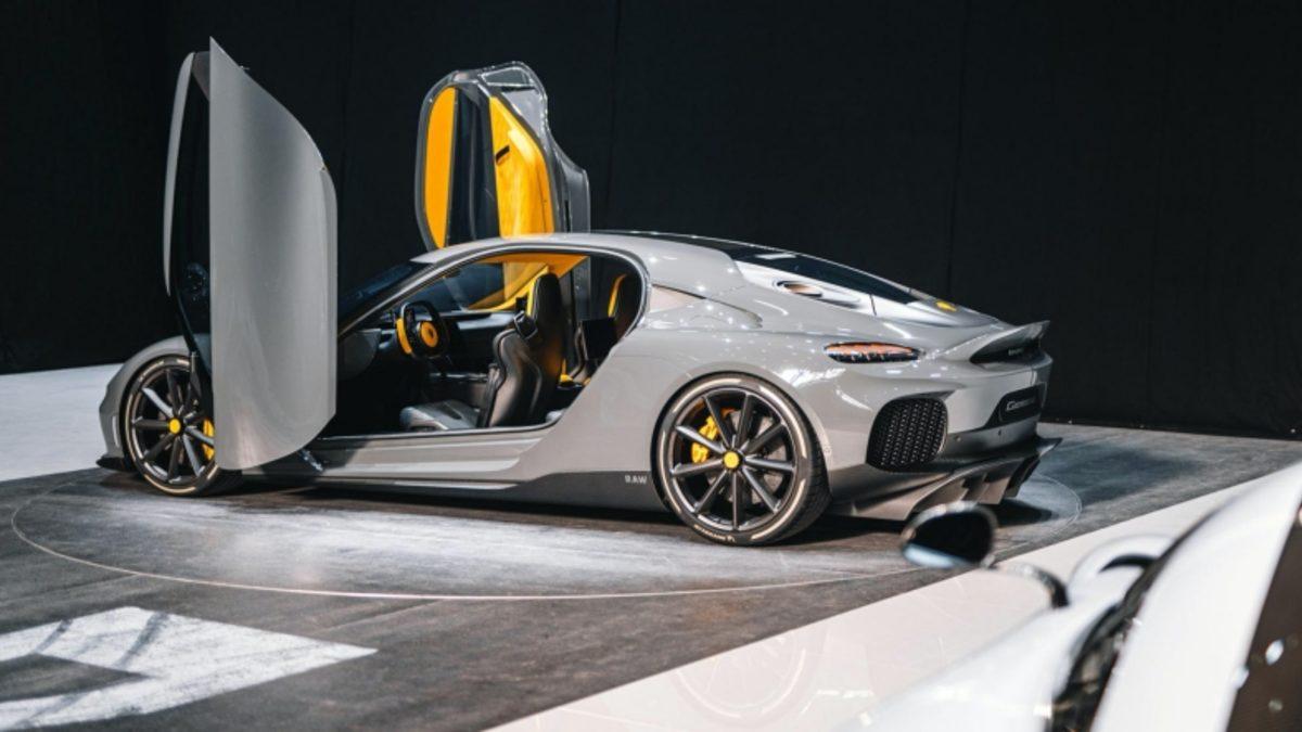 Koenigsegg, 1700 Beygirlik İlk Dört Koltuklu Modeli Gemera’yı Tanıttı