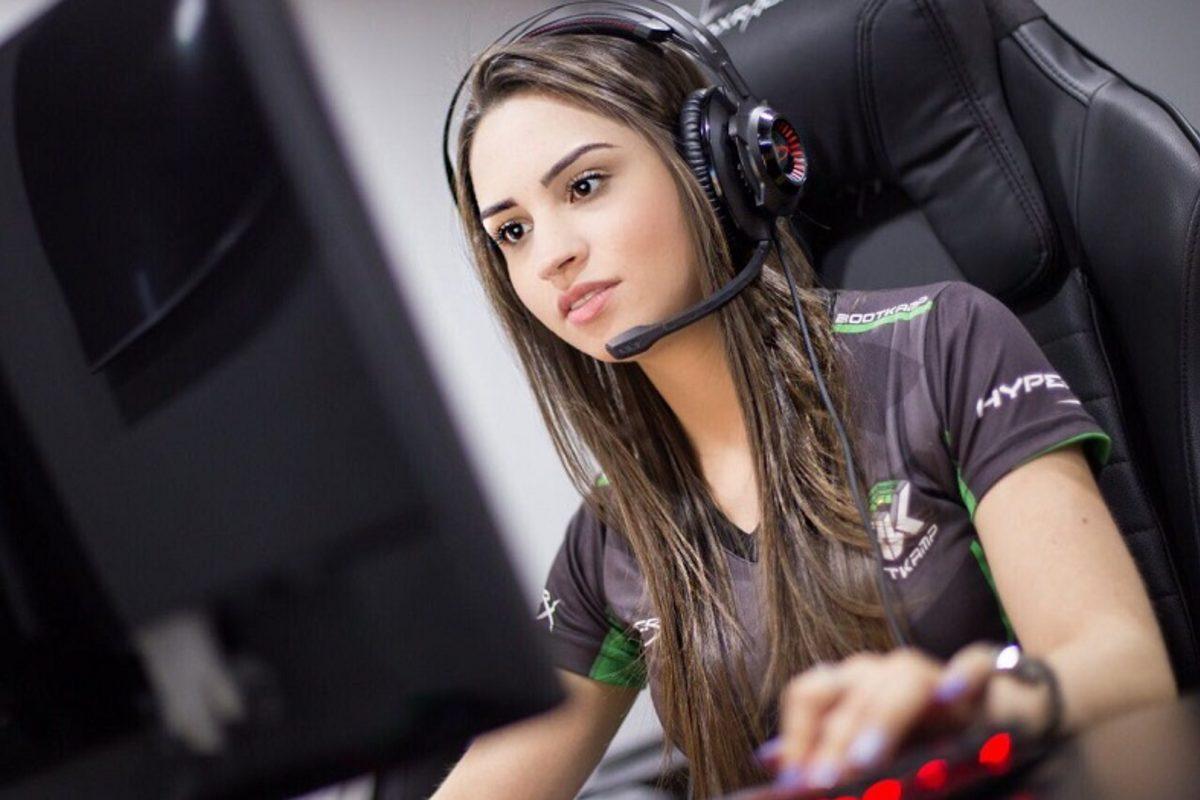 Eski Bir Profesyonel Kadın CS:GO Oyuncusu 116 Yıl Hapis Cezasına Çarptırıldı