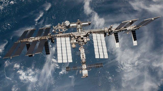 SpaceX, Gelecek Yıl Uluslararası Uzay İstasyonu’na 3 Turist Gönderecek