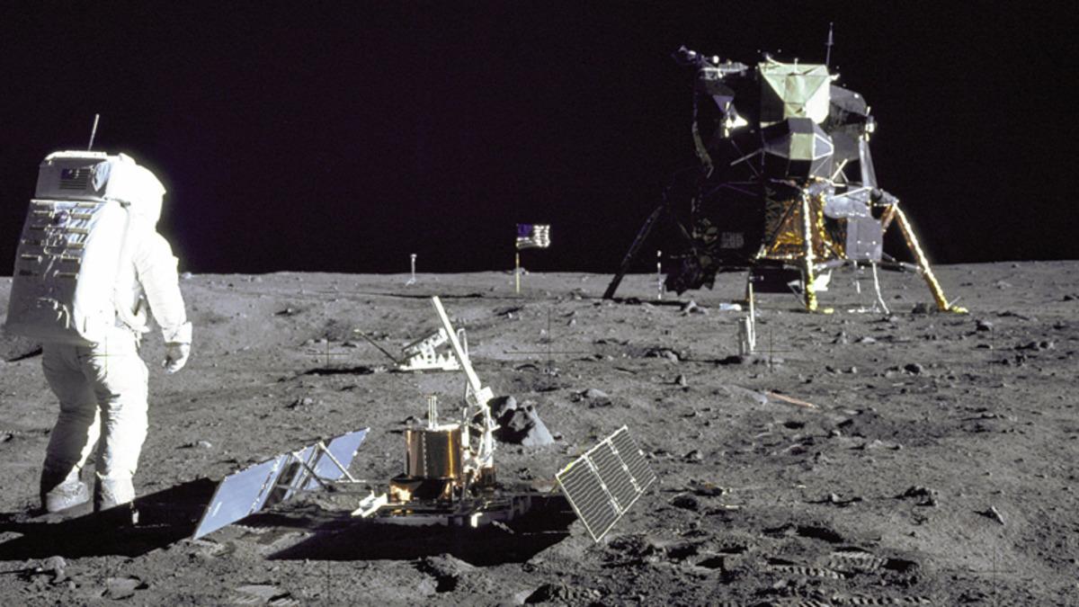 NASA: Apollo 11 ile İlgili Ses Kayıtları Oluşturup Bize Gönderin, Yayınlayalım