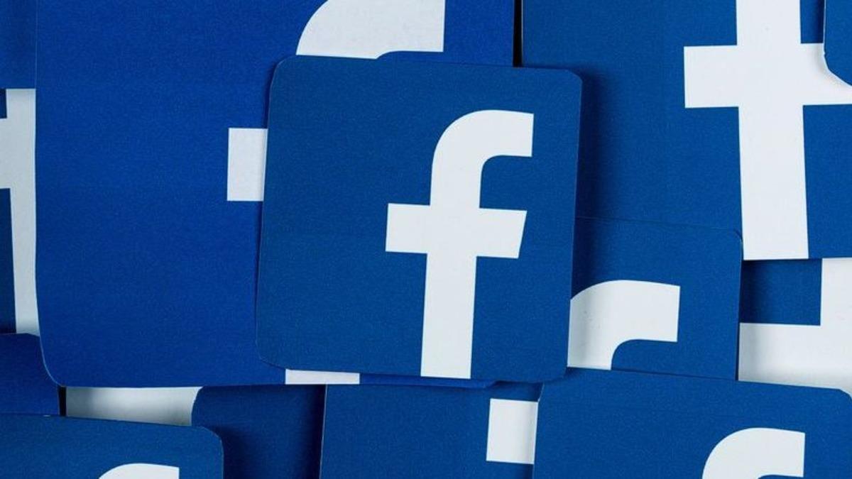Facebook, ‘Başkasının Gözünden Gör’ Özelliğini Geri Getirdi